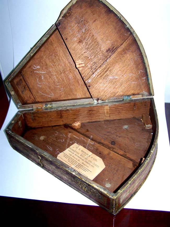 A beautiful ebony Octant by Spencer Browning & Rust with its' original painted and stenciled case having the initials 'W E B' circa 1820. — image 6
